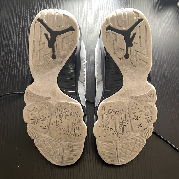 Jordan 9 Retro Baron - Picture 4 of 7